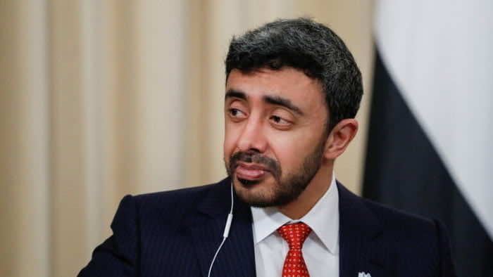 الإمارات تأسف لقطع العلاقات بين الجزائر والمغرب.. بن زايد: حريصون على استعادة العلاقة بين البلدين