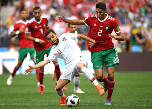 فيفا: حكيمي سيتحمل مسؤولية قيادة المغرب إلى نهائيات كأس العالم للمرة الثانية على التوالي