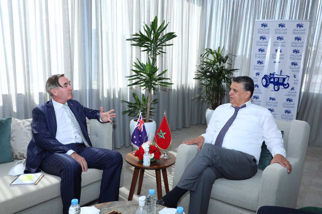 وهبي يجري مباحثات مع سفير أستراليا بالمغرب