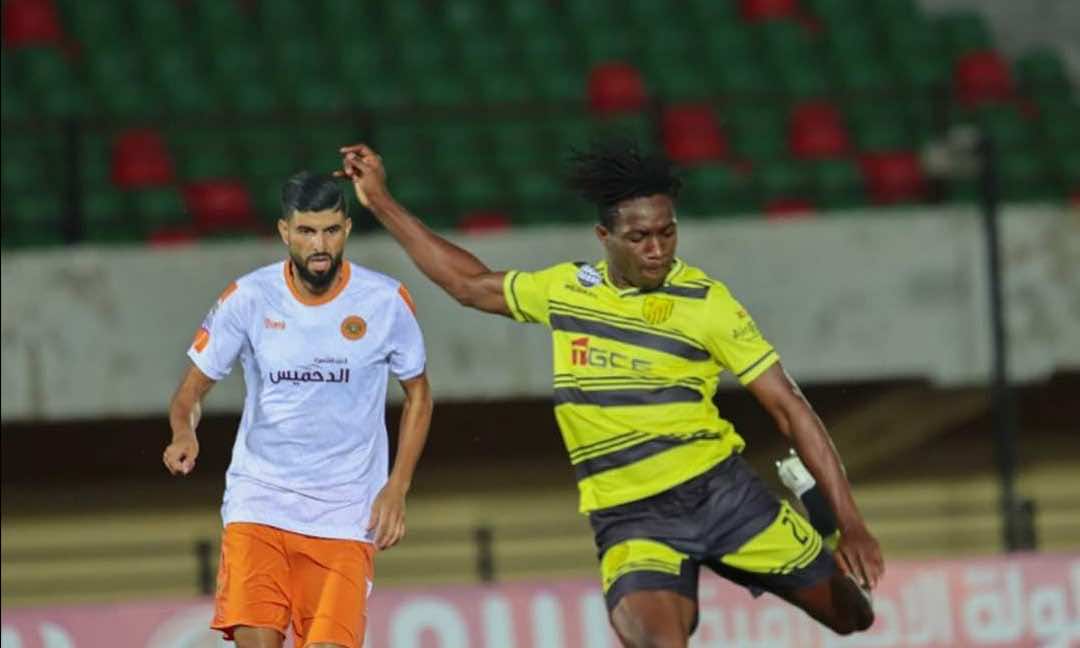 المغرب الفاسي يتعادل بدون أهداف مع نهضة بركان