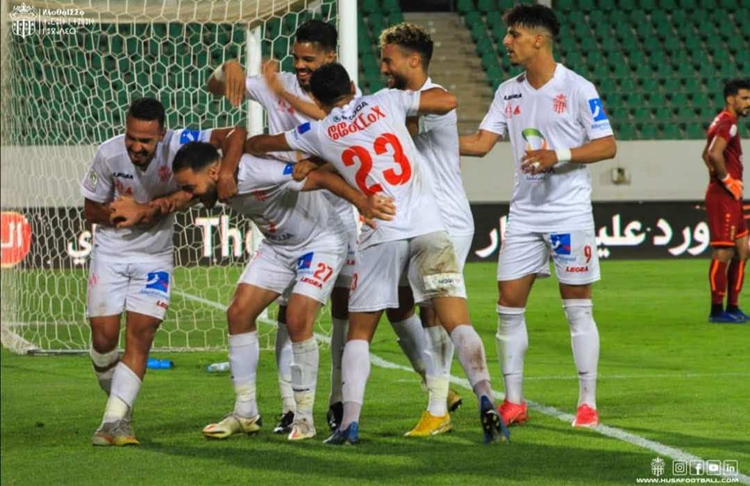 البطولة الاحترافية...  حسنية أكادير ينتصر على سريع واد زم بهدف نظيف