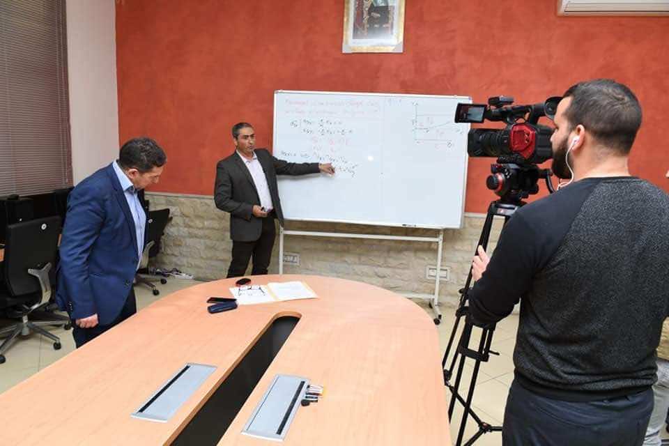 حسب دراسة صادمة: تلاميذ أسر الدخل المحدود عانوا و62 في المائة من المدرسين غير راضين بتاتا عن التعليم عن بعد خلال جائحة كورونا