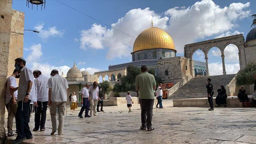 القدس... مئات المستوطنين يجددون اقتحاماتهم للمسجد الأقصى