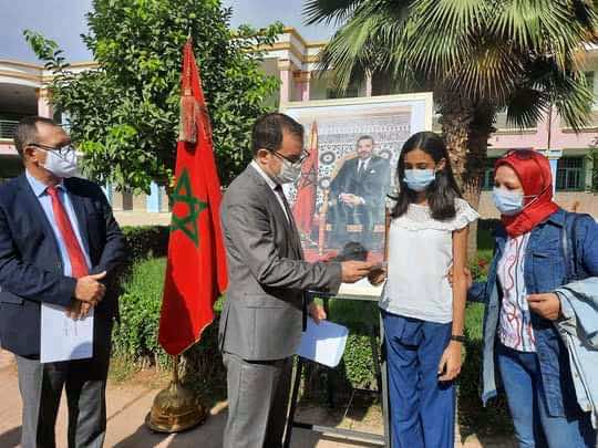 توزيع جوازات التلقيح ضد كورونا على التلاميذ بفاس