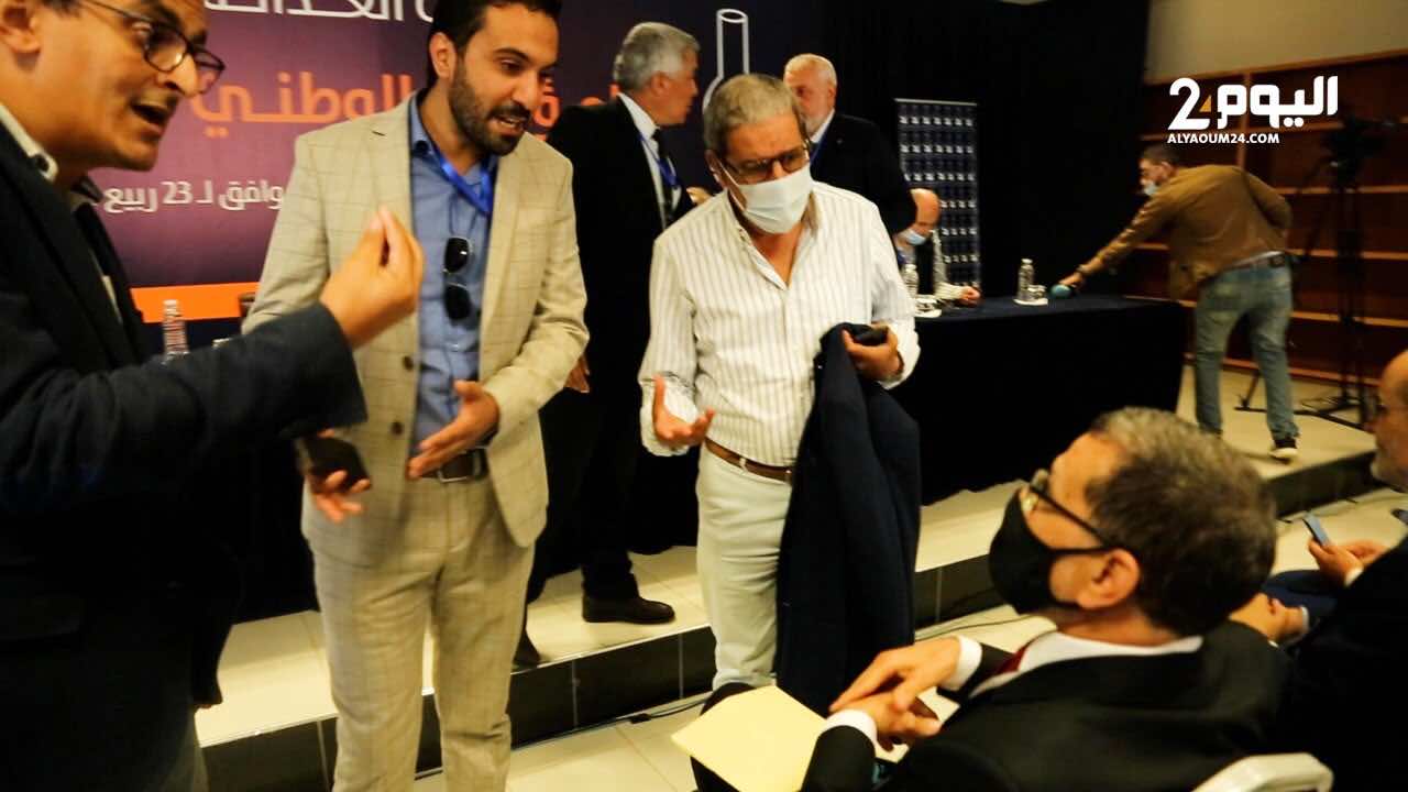 خوفا من "نقط نظام"... "البيجيدي" يمنع الصحافيين من متابعة افتتاح مؤتمره الاستثنائي- فيديو