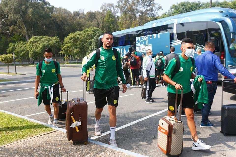 بعد رحلة طويلة.. بعثة شبيبة القبائل تصل إلى المغرب لمواجهة الجيش