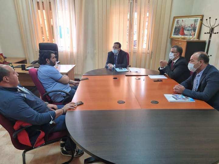 رئيس جماعة تطوان يبدي استعداده للعمل على دعم فريق المغرب التطواني