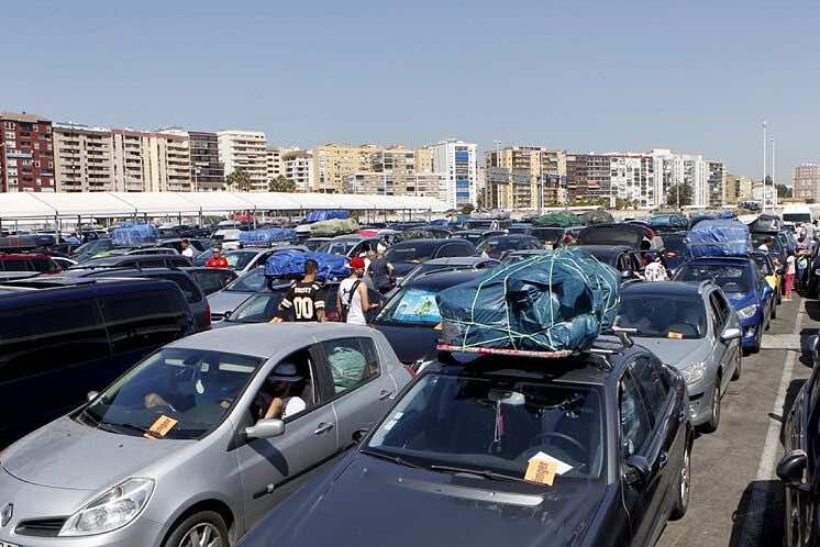صحيفة إسبانية تتكهن بفتح المغرب لحدوده مع سبتة ومليلية قريبا... أشغال تجديد معبر تراخال في نهايتها وتوقع تنفيذ عملية "عبور" في عطلة أعياد الميلاد