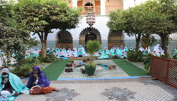 280 تيجانيا من السنغال يزورون الزاوية الكنسوسية بمراكش