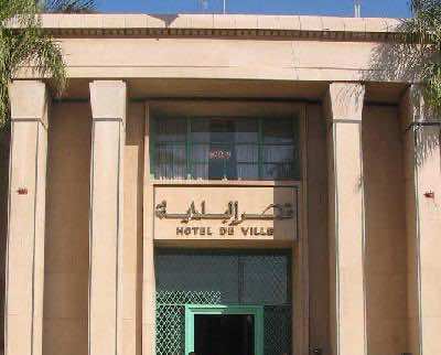 نائب عمدة يغيب عن محاكمته في قضية صرف 15 مليارا ويحضر جلسة انتخاب رئيس مقاطعة جيليز