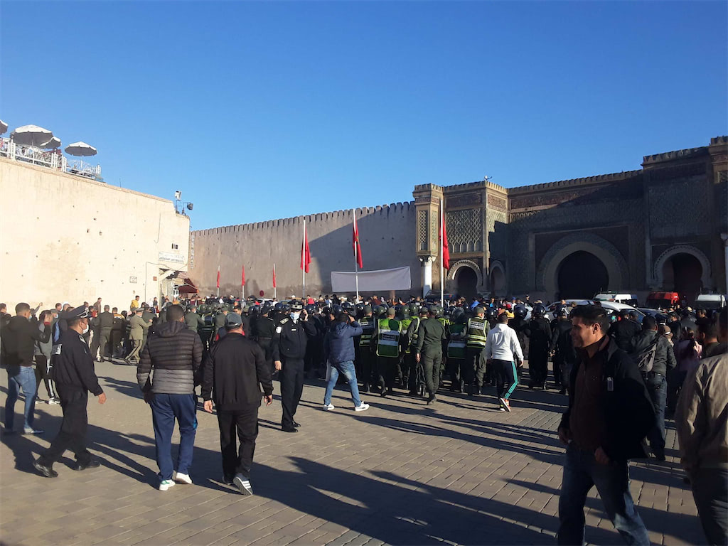 الأمن يمنع وقفة "إسقاط الجواز" في مكناس