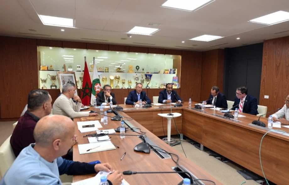 لقجع يدعو رؤساء العصب إلى بذل مزيد من المجهودات للرفع من المنتوج الكروي