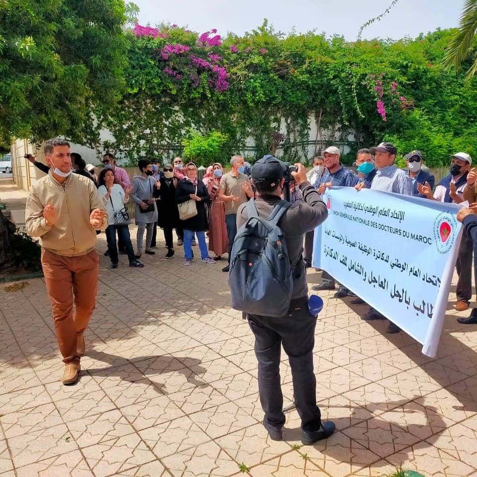 "دكاترة المغرب" يعودون إلى الشوارع ويدعون الحكومة إلى إدماجهم