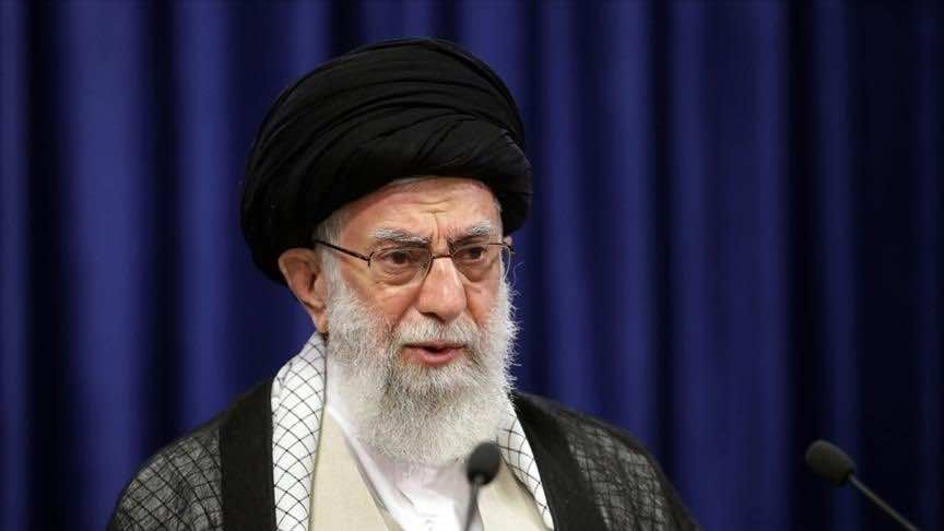 "تويتر" يغلق حساب خامنئي لنشره مقطعا يحاكي اغتيال ترامب