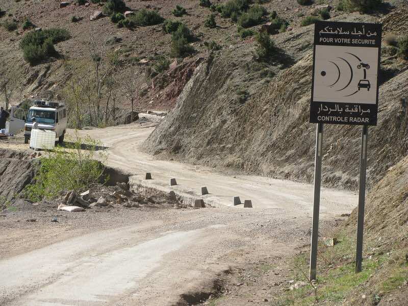 وزير التجهيز: طرق قروية تتلاشى بعد أربع سنوات من تاريخ تشييدها "