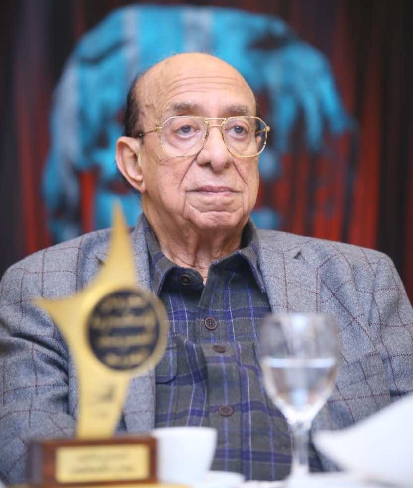 وفاة مخرج المسرحية الكوميدية الشهيرة "مدرسة المشاغبين"