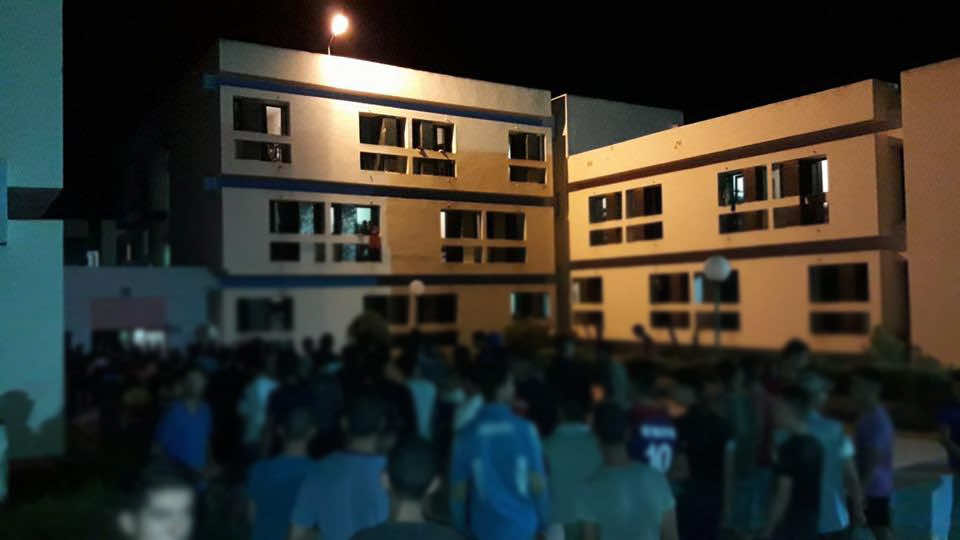 طالب ينتحر شنقا بالحي الجامعي في فاس