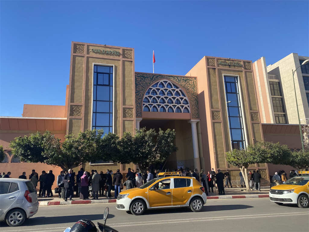 أربعة أشهر موقوفة التنفيذ في حق شاب توبع ب"التغرير بقاصر وهتك عرضها"