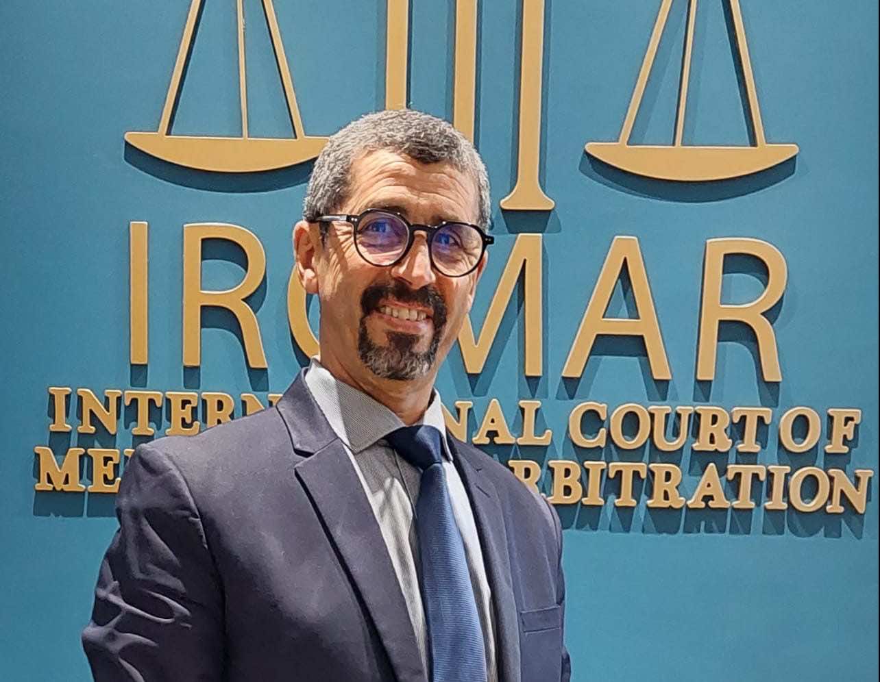 "وسام ملكي" لجمال الدين اليمني المدير العام السابق للمصالح بمجلس جماعة الرباط و المسير الحالي لموقع "اليوم 24 "