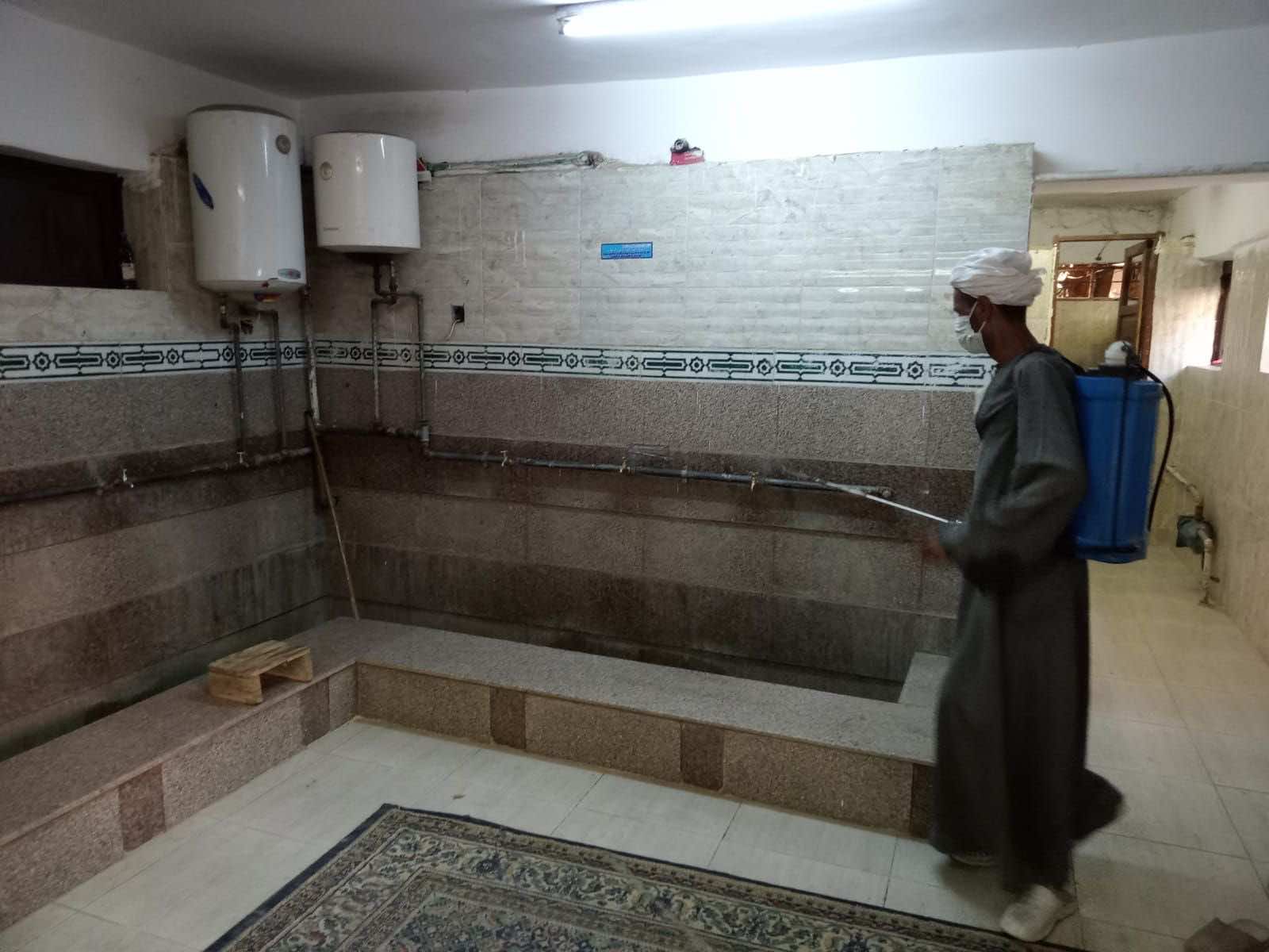 السماح بإعادة فتح أماكن الوضوء في المساجد بعد عامين على الإغلاق جراء أزمة كوفيد