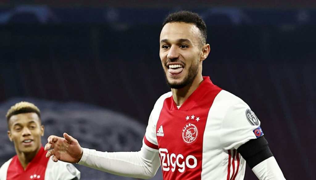اللاعب المغربي مزراوي يكشف حقيقة انتقاله إلى برشلونة الإسباني