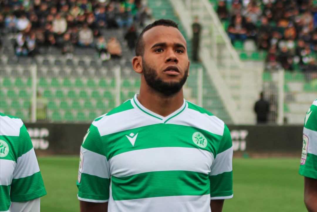 لاعب مولودية وجدة الولادي يتعرض لارتجاج في الرأس أفقده جزءا من ذاكرته