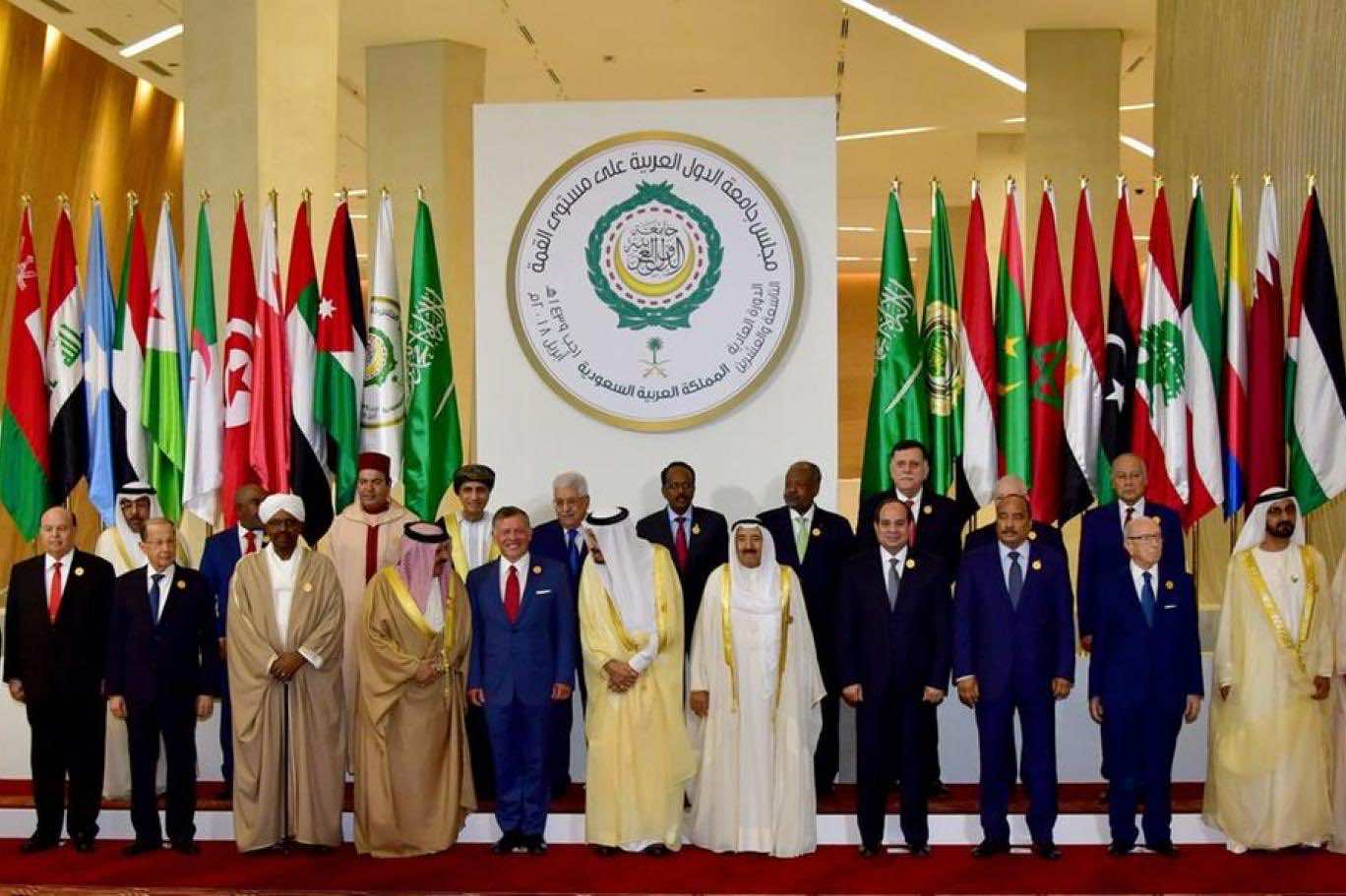 ندوة:  لايمكن للدول العربية تشكيل جبهة واحدة بعد حرب روسيا