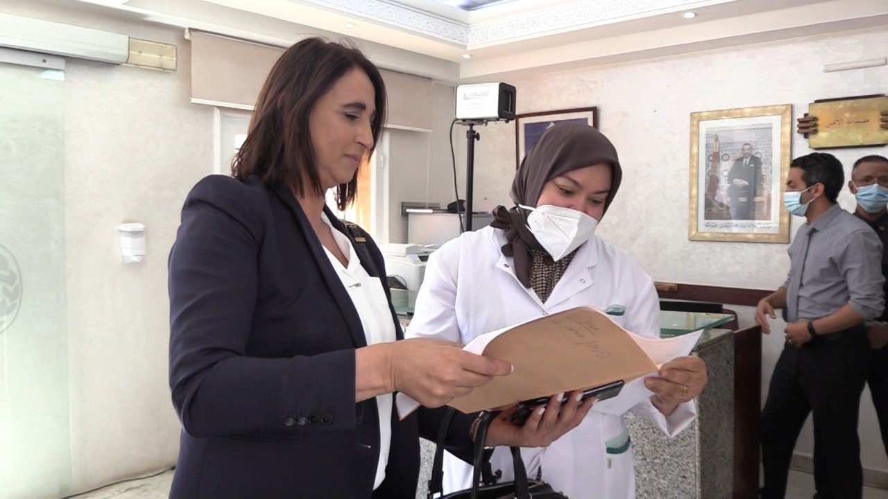 نبيلة منيب تدخل البرلمان دون جواز التلقيح بعد أشهر من شد الحبل