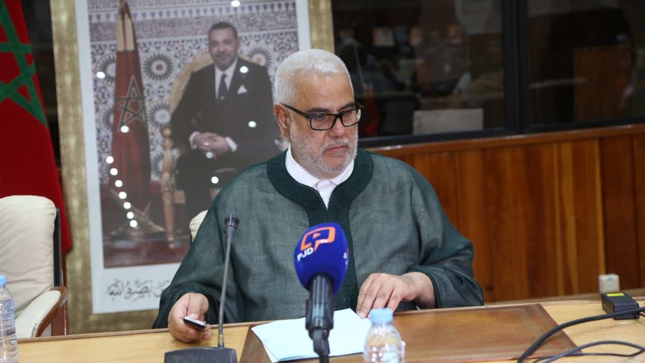 ابن كيران يصف الحكومة بالمساخيط بسبب سحب التغطية الصحية للوالدين