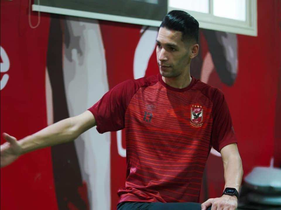 المغربي بدر بانون يعود لتدريبات الأهلي المصري بعد غياب دام لأشهر بسبب الإصابة