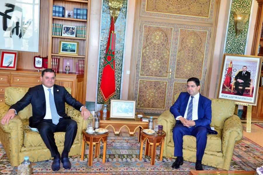قنصلية متنقلة أو عودة لخلية الأزمة.. المغرب يدرس حلولا لمشاكل الجالية في ليبيا
