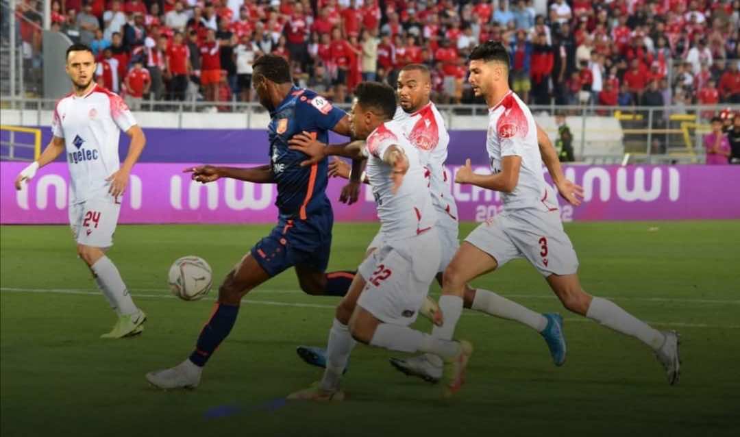 الوداد يهزم الدفاع الجديدي ونقطة واحدة تفصله عن اللقب... والرجاء ينتصر على الحسنية