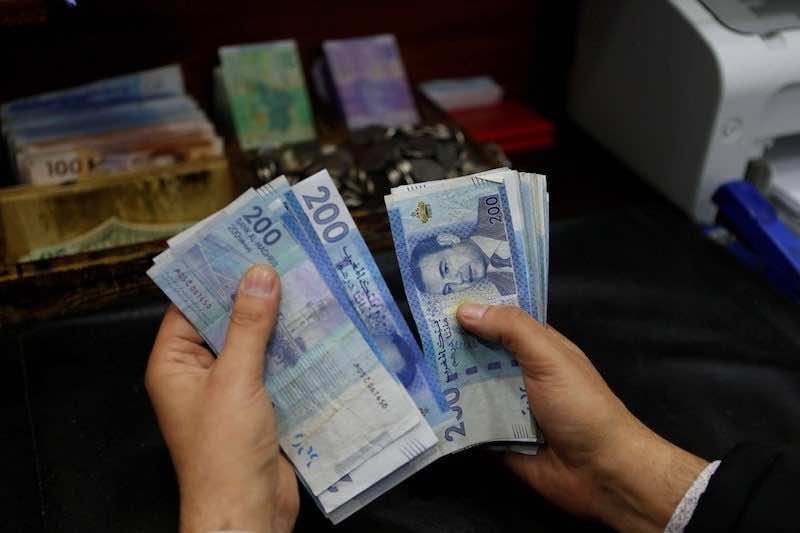 ودائع المغاربة في البنوك في تزايد بوصولها إلى ألف و153 مليار درهم