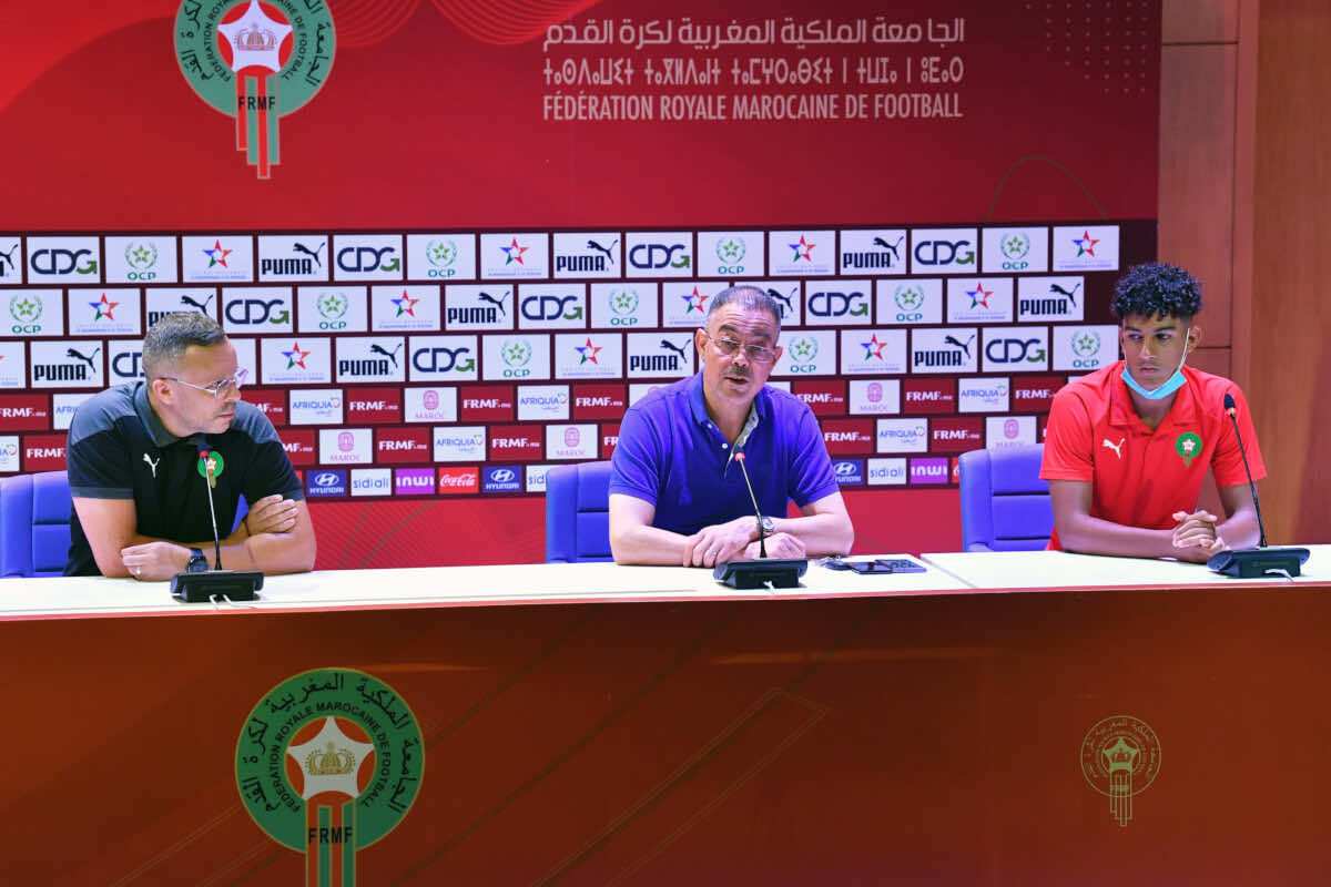 فوزي لقجع يحث لاعبي المنتخب الوطني لأقل من 20 سنة على تقديم مستوى جيد في كأس العرب