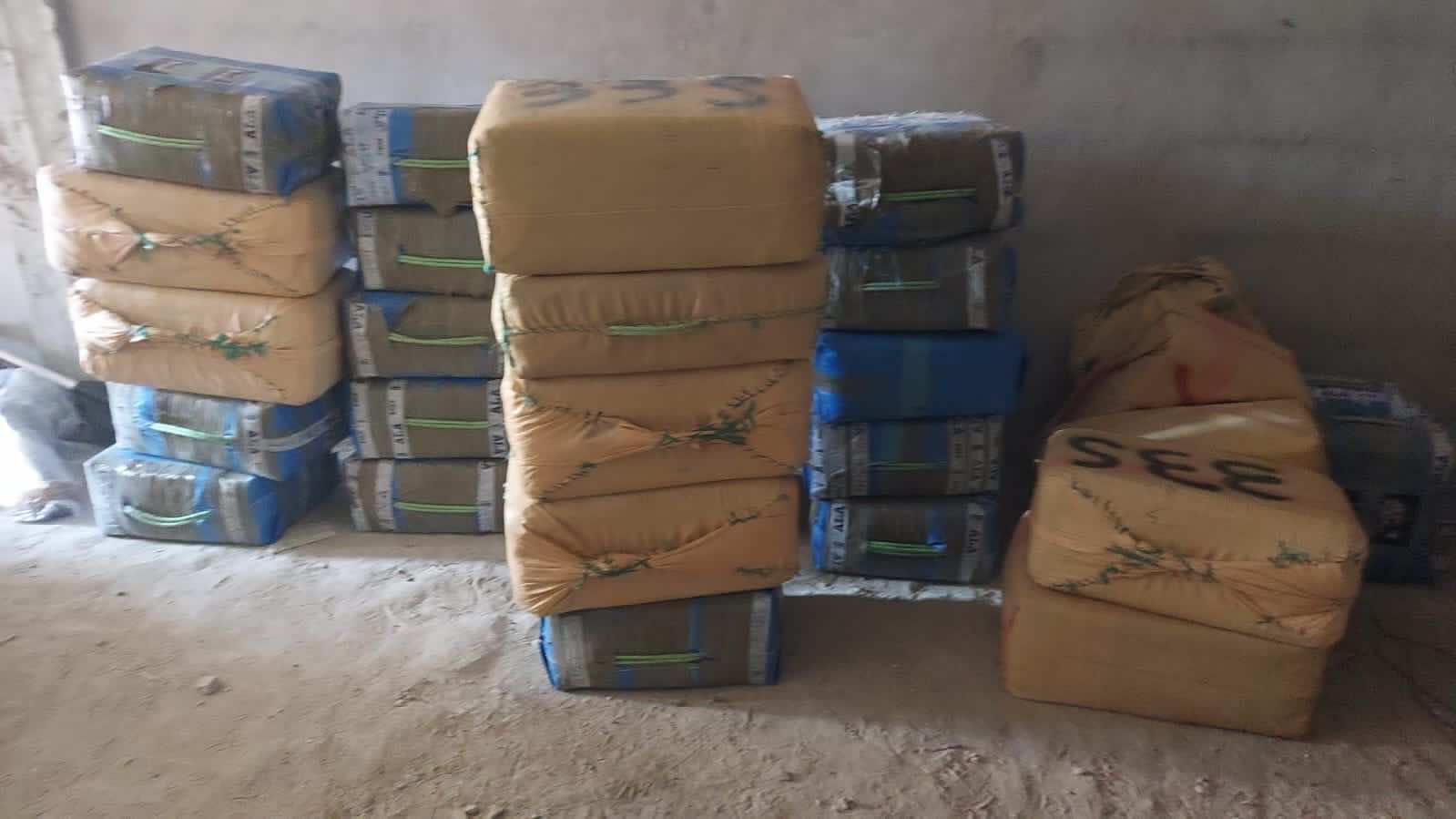 توقيف 3 أشخاص بحوزتهم طن و 68 كلغ من المخدرات بالعيون