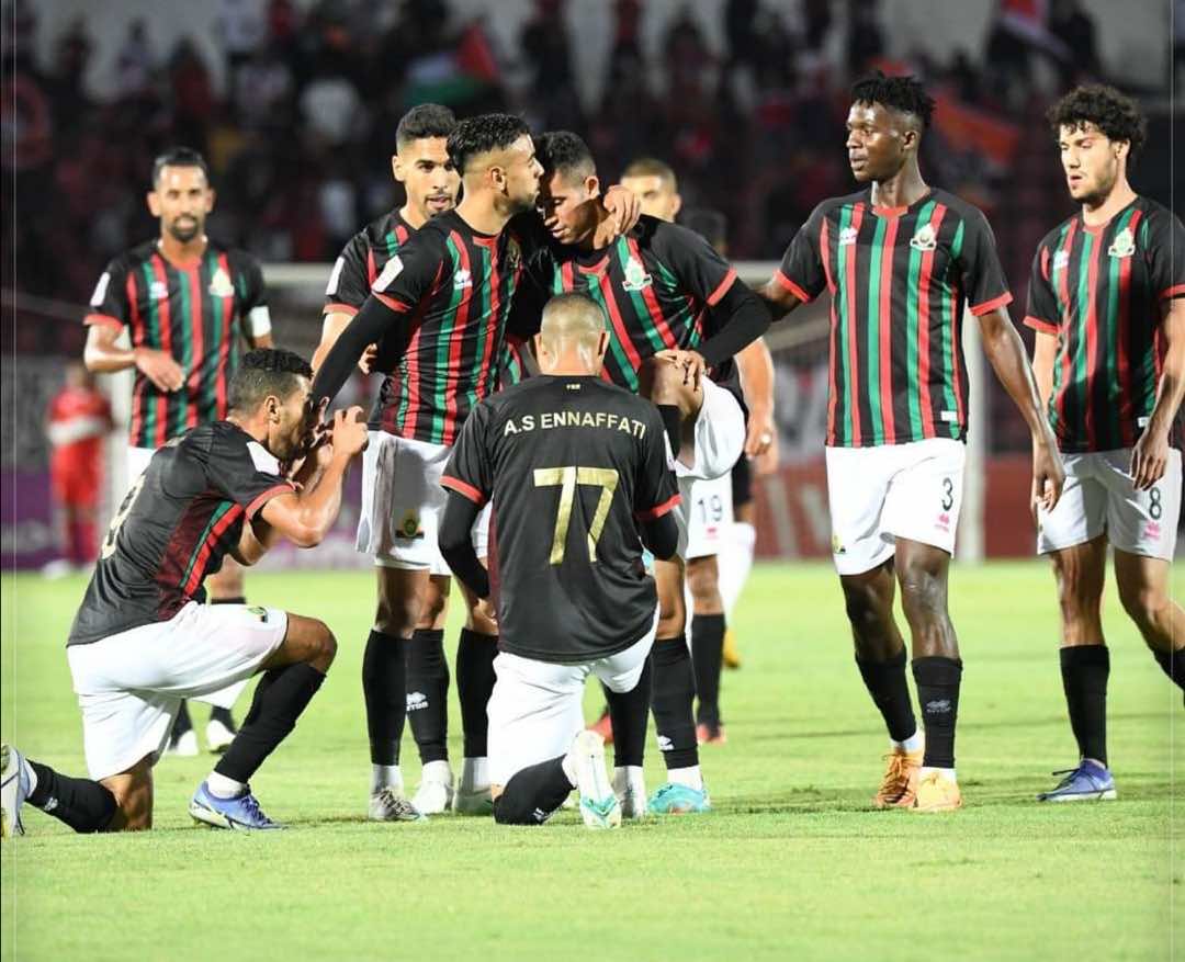 الجيش الملكي يعرض حصيلة الموسم بعد التتويج بكأس العرش واحتلال الرتبة الثالثة في البطولة