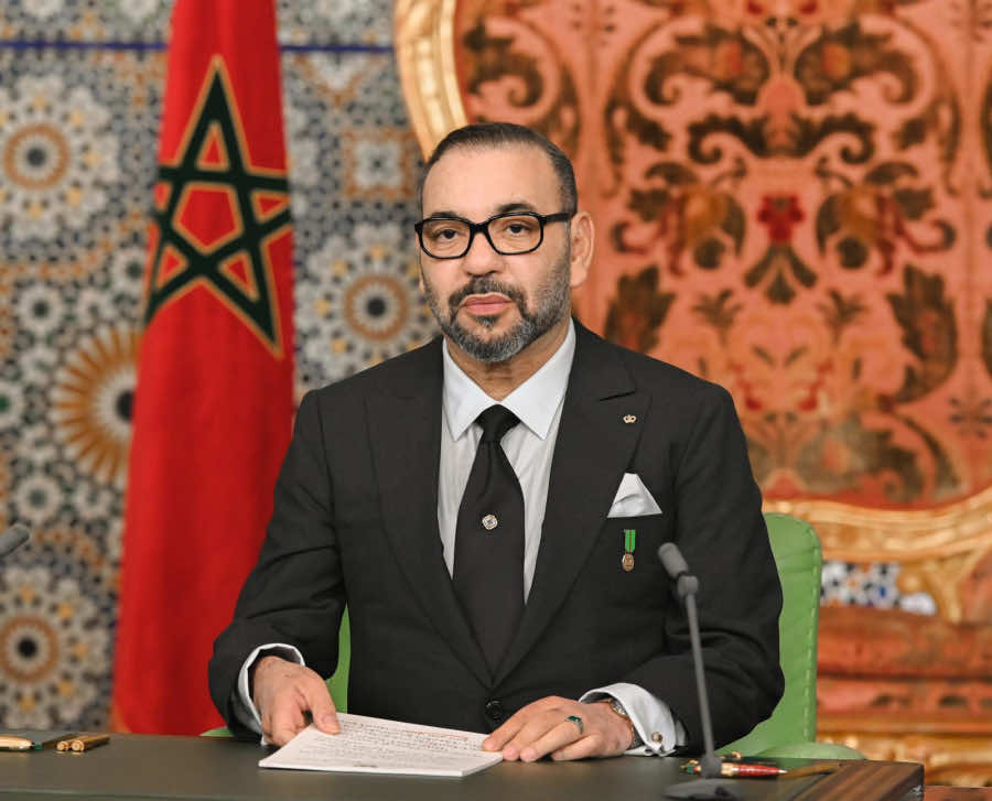 الملك يعزي إمبراطور اليابان على إثر اغتيال الوزير الأول السابق شينزو آبي