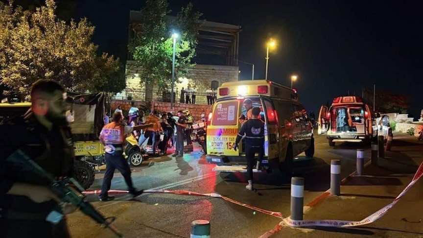 إطلاق النار على حافلة تقل مستوطنين بالقدس في حي المغاربة