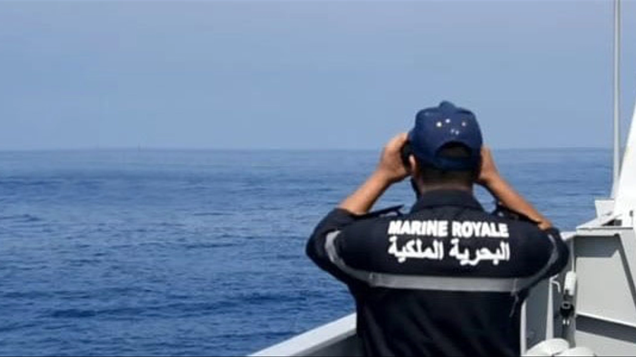البحرية الملكية تنقذ 32 مهاجرا غير نظامي قبالة سواحل طانطان