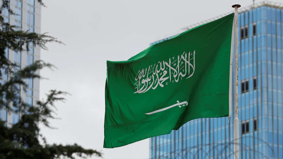 السجن 45 عاما لسعودية بسبب منشورات على مواقع التواصل