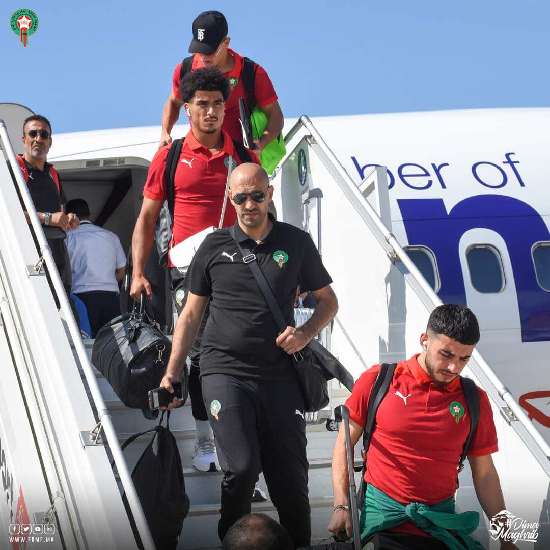 المنتخب المغربي يصل إلى برشلونة استعدادا لمواجهة الشيلي