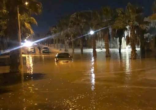 مصالح (ONEP) بأكادير توضح بخصوص انفجار قناة رئيسية لتزويد المدينة بالماء الصالح للشرب