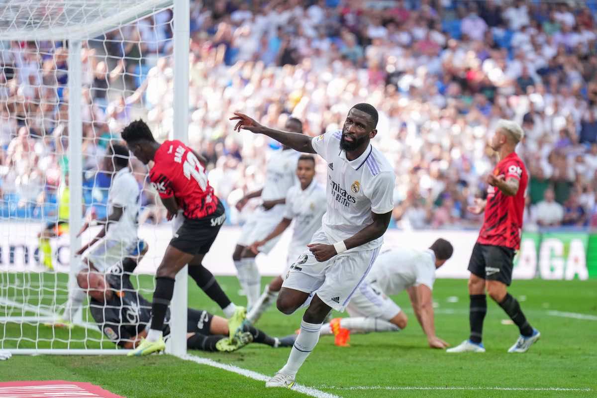 بطولة إسبانيا: ريال مدريد يمضي بالعلامة الكاملة ويستعيد الصدارة من برشلونة