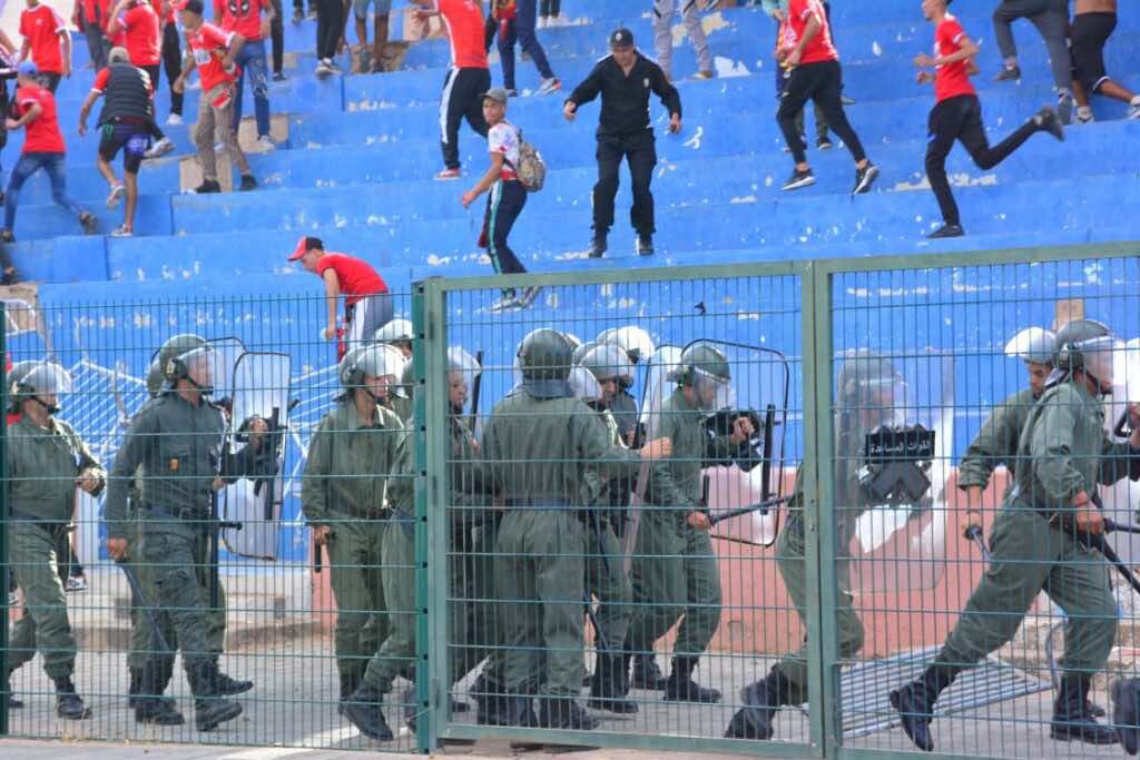 توقيف 14 شخصا على خلفية أحداث شغب في مباراة لكرة القدم بقلعة السراغنة