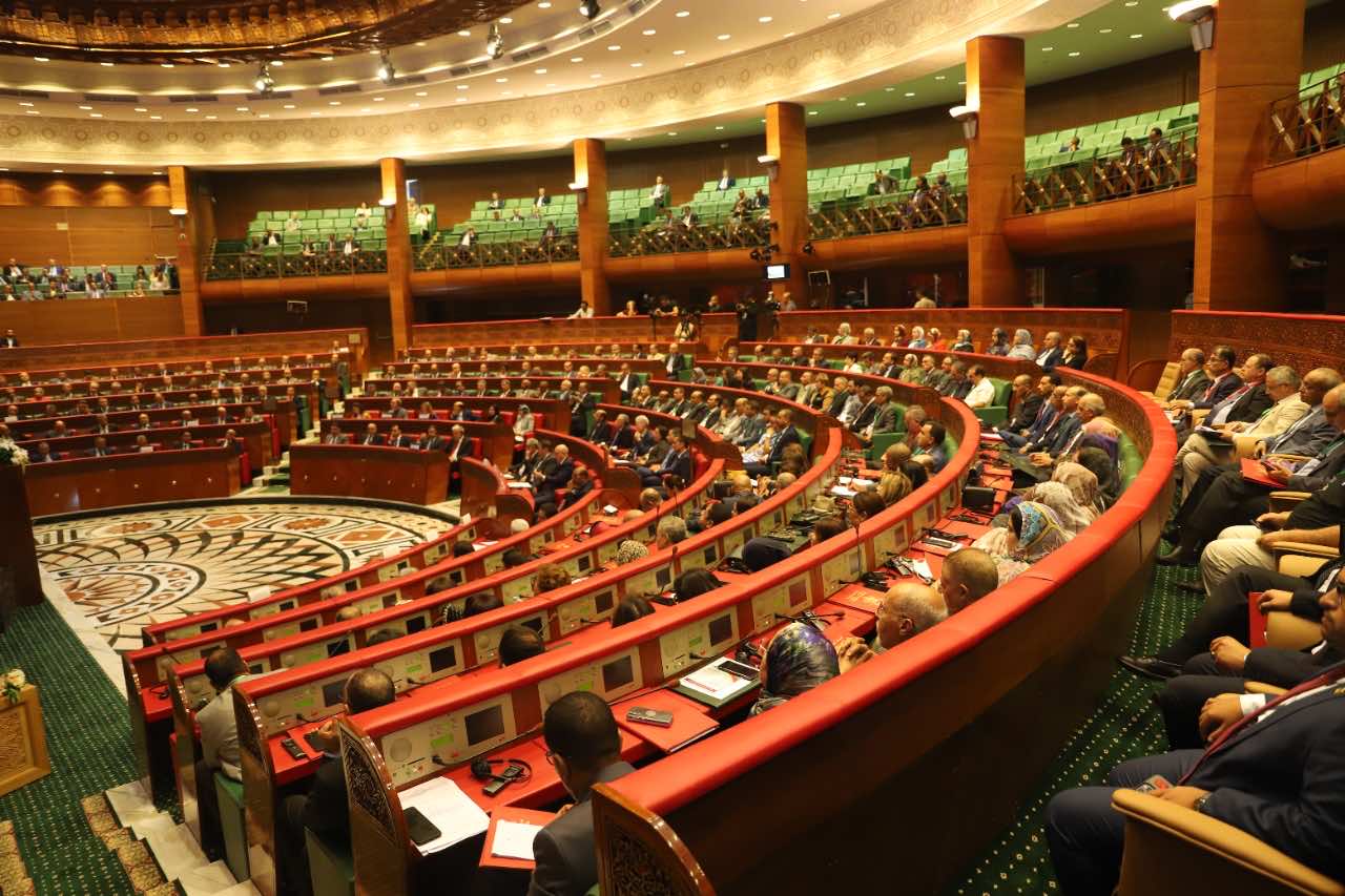 ملتقى الجهات البرلماني يطالب بإحداث آلية مؤسساتية تتولى تقييم تجربة تنزيل الجهوية المتقدمة
