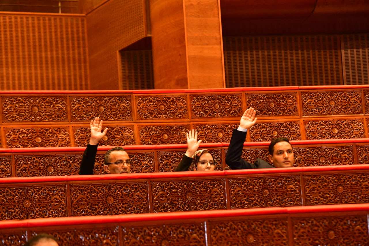 حضور 38 برلمانيا فقط في جلسة تشريعية يُكرس منطق "كُلشي دايز" (مستشار برلماني)