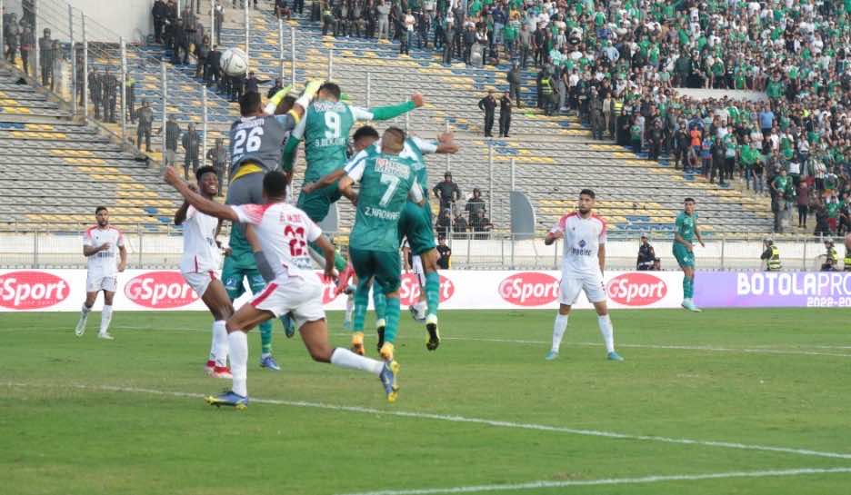 عصبة كرة القدم تكشف عن برنامج آخر جولة من البطولة الاحترافية قبل المونديال