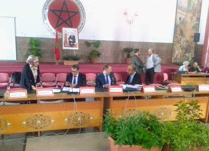 أزمة مجلس جماعة مكناس تتفاقم وأنباء عن استقالة الرئيس