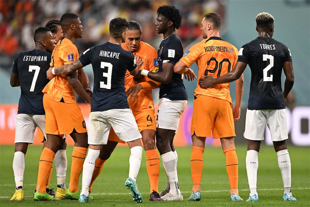مونديال 2022: قطر تودع رسميا بتعادل هولندا والإكوادور