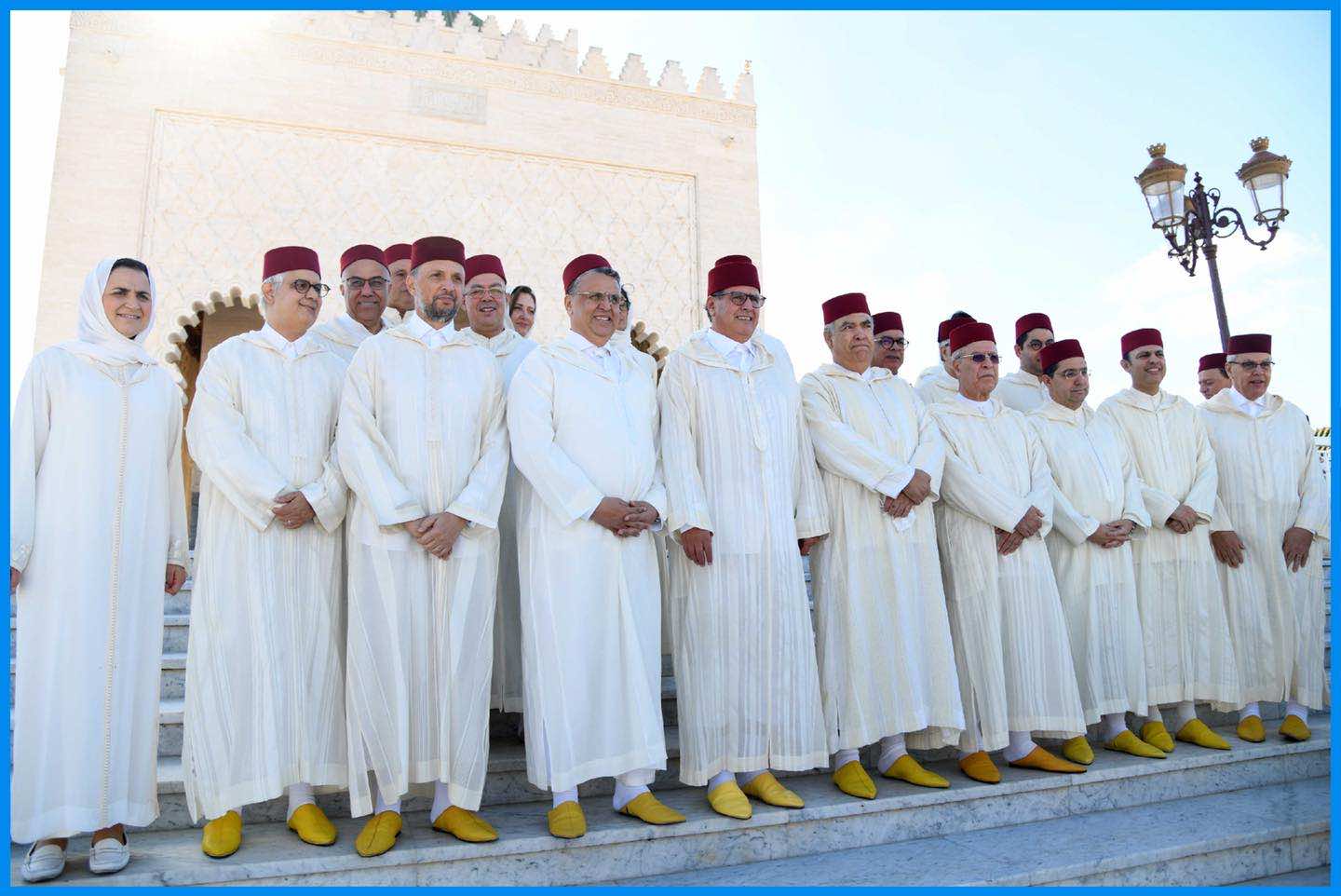 أخنوش وأعضاء حكومته يترحمون على روح الحسن الثاني في ذكرى وفاته (صورة)